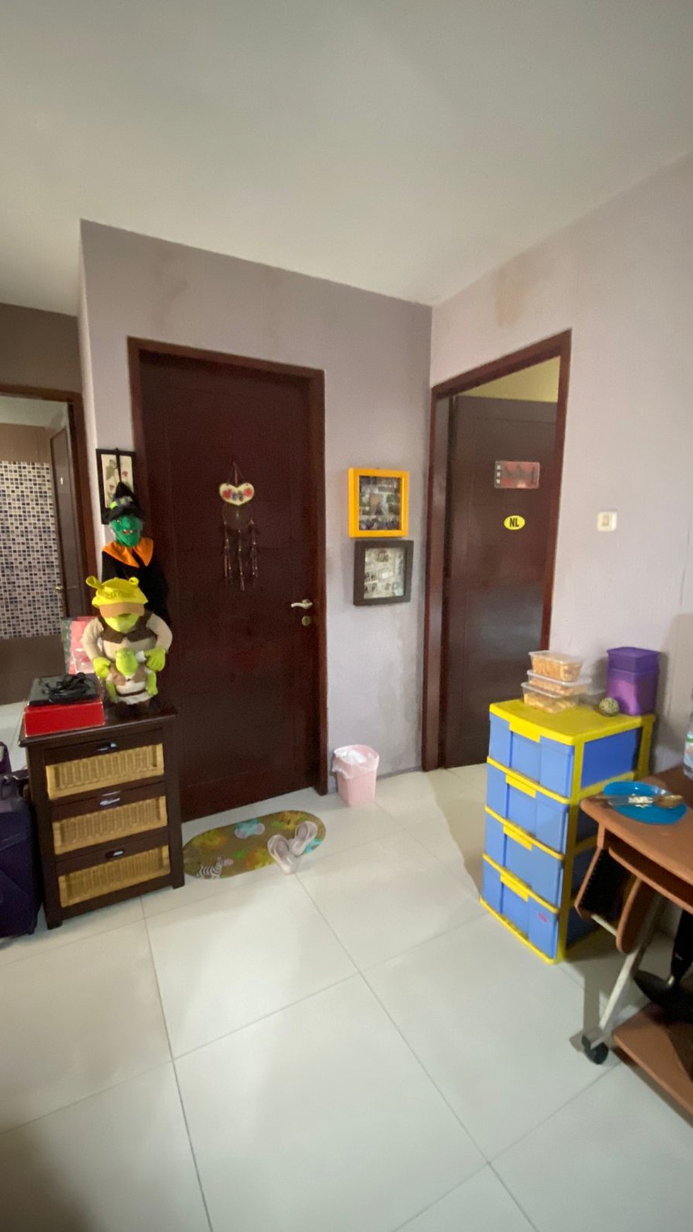 Rumah Dua Lantai di Bintaro Jaya Sektor 9