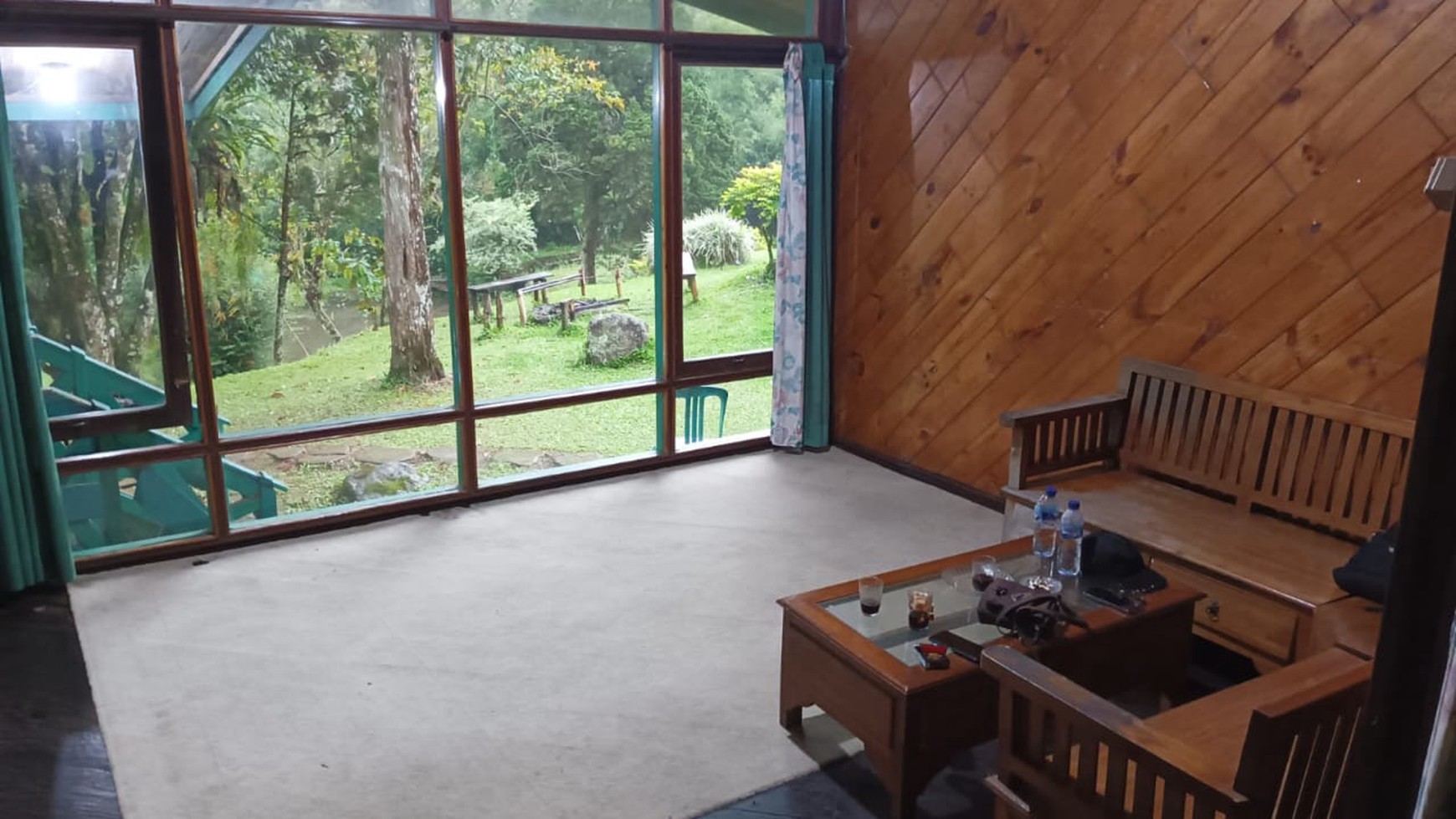 Villa Ciloto Puncak, Jl Raya Puncak Kp Cinyawar Ciloto Jawa Barat