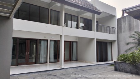 Rumah Modern dan asri di Cilandak-Jakarta Selatan