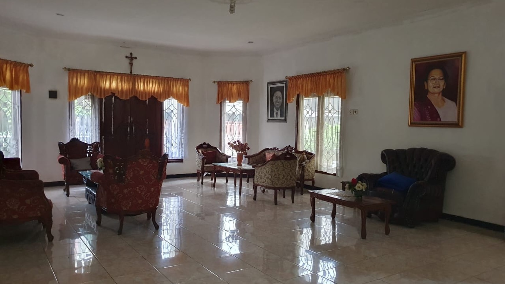 Rumah Hitung Tanah Area Cipete