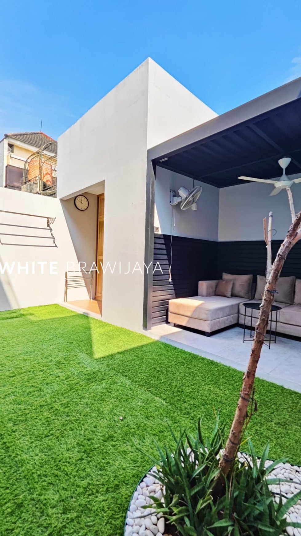 Rumah Hitung Tanah Area Cipete