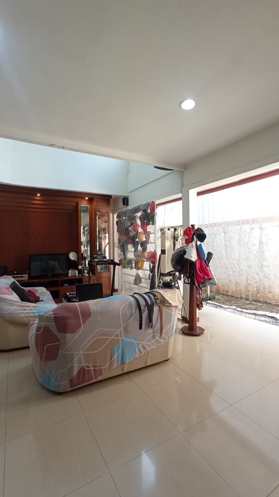 Rumah Hitung Tanah Area Cipete