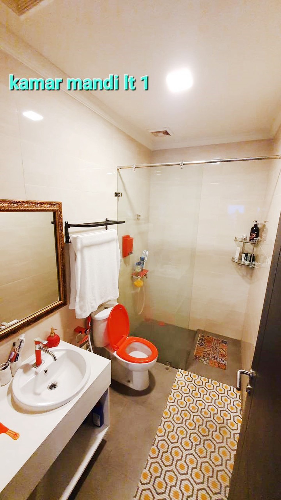 Rumah Hitung Tanah Area Cipete