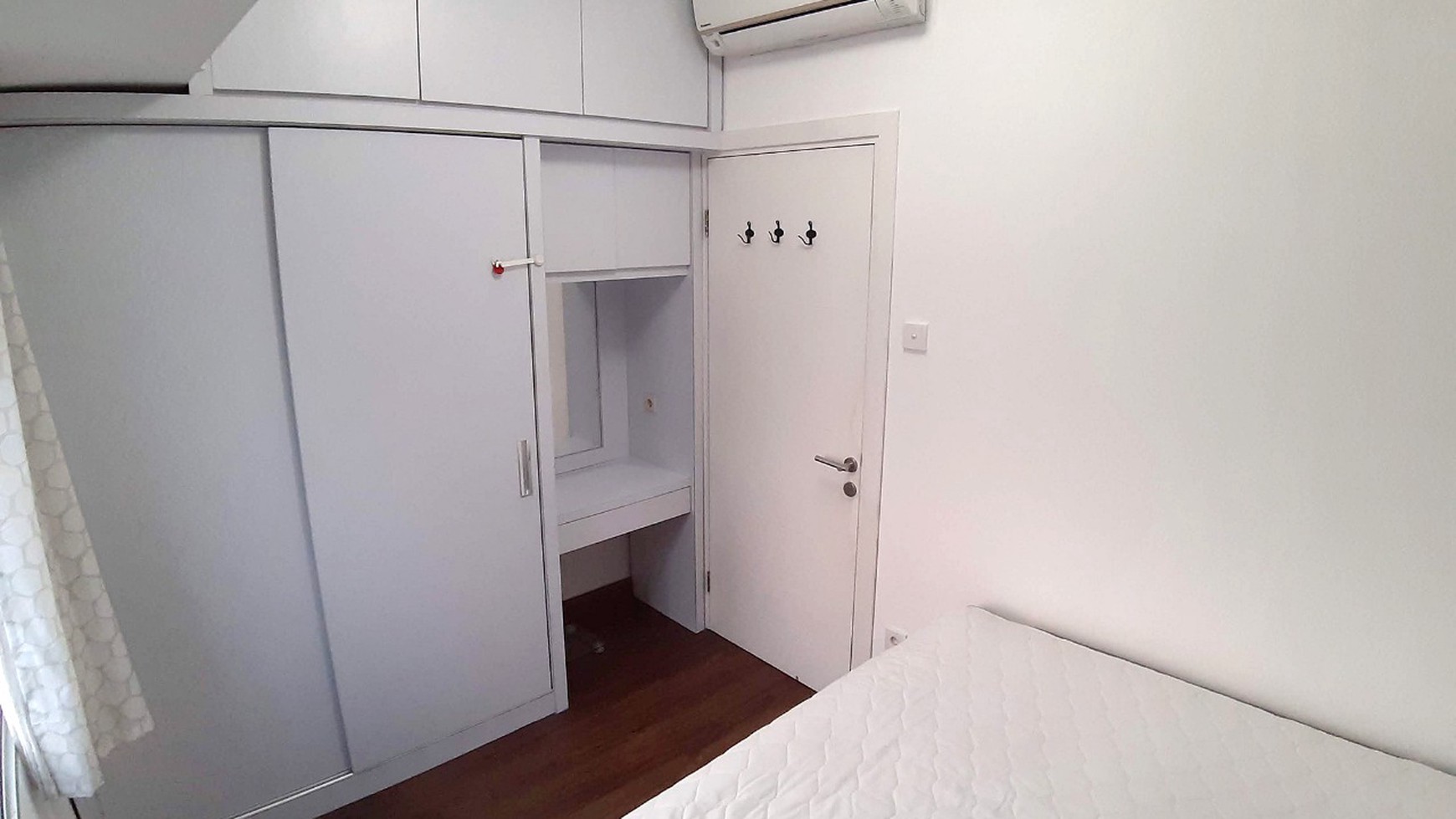 APARTMENT GREEN LAKE SUNTER 2BR FULLY FURNISHED, BAGUS BANGET UDAH RENOVASI, SUNTER