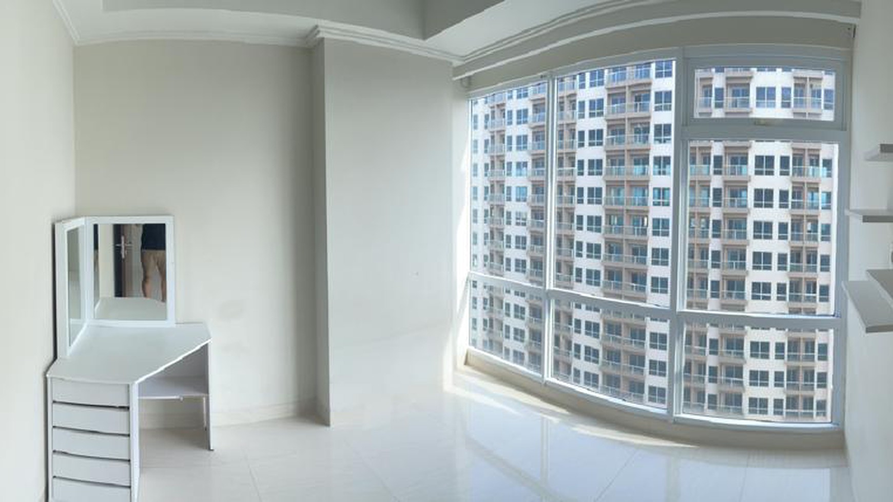 DI JUAL CEPAT!!! APARTEMEN GREEN SEDAYU TOWER PASADENA, TAMAN PALEM, JAKARTA BARAT