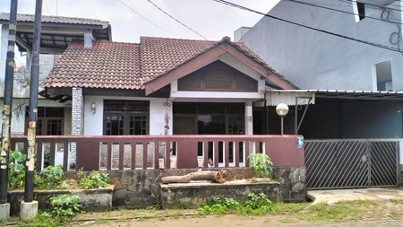 Rumah 1 Lantai, lokasi strategis di Ciledug