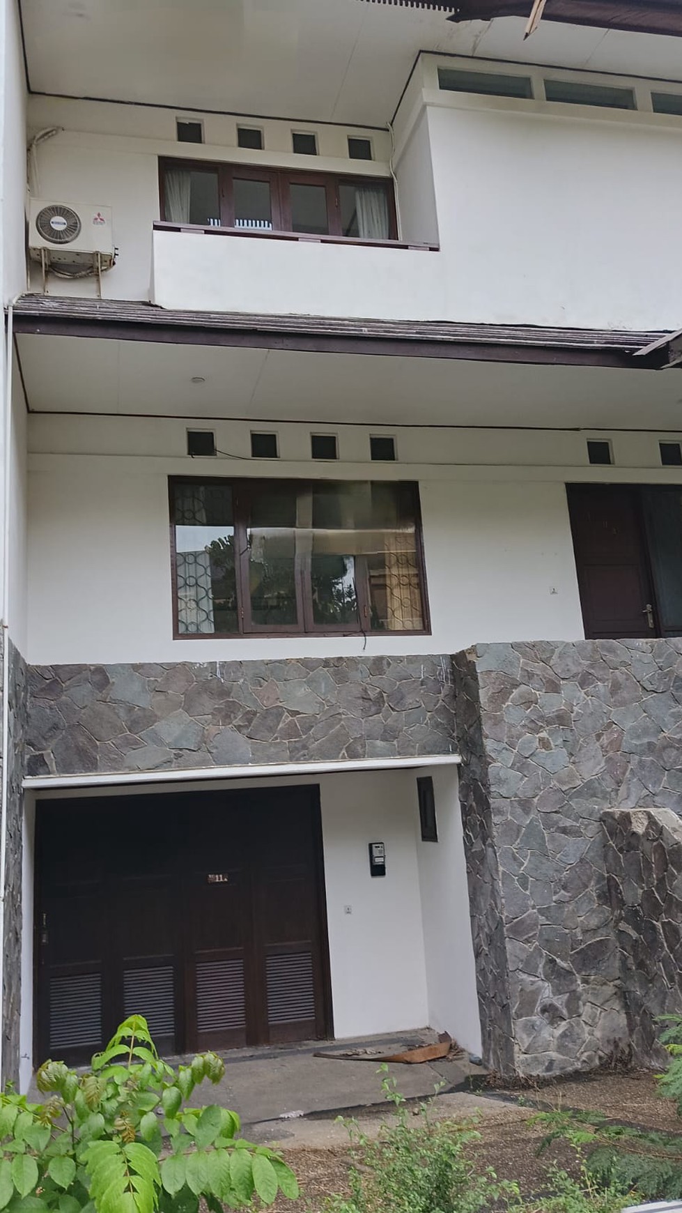 Rumah Terawat di Komplek Setraduta Bandung