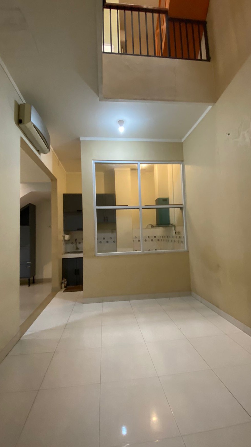 Rumah Semi Furnished, Bagus, rapih, bebas banjir dalam Cluster di Garaha Raya Bintaro