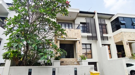 Rumah Bagus Di The Villas Kebagusan Jakarta Selatan