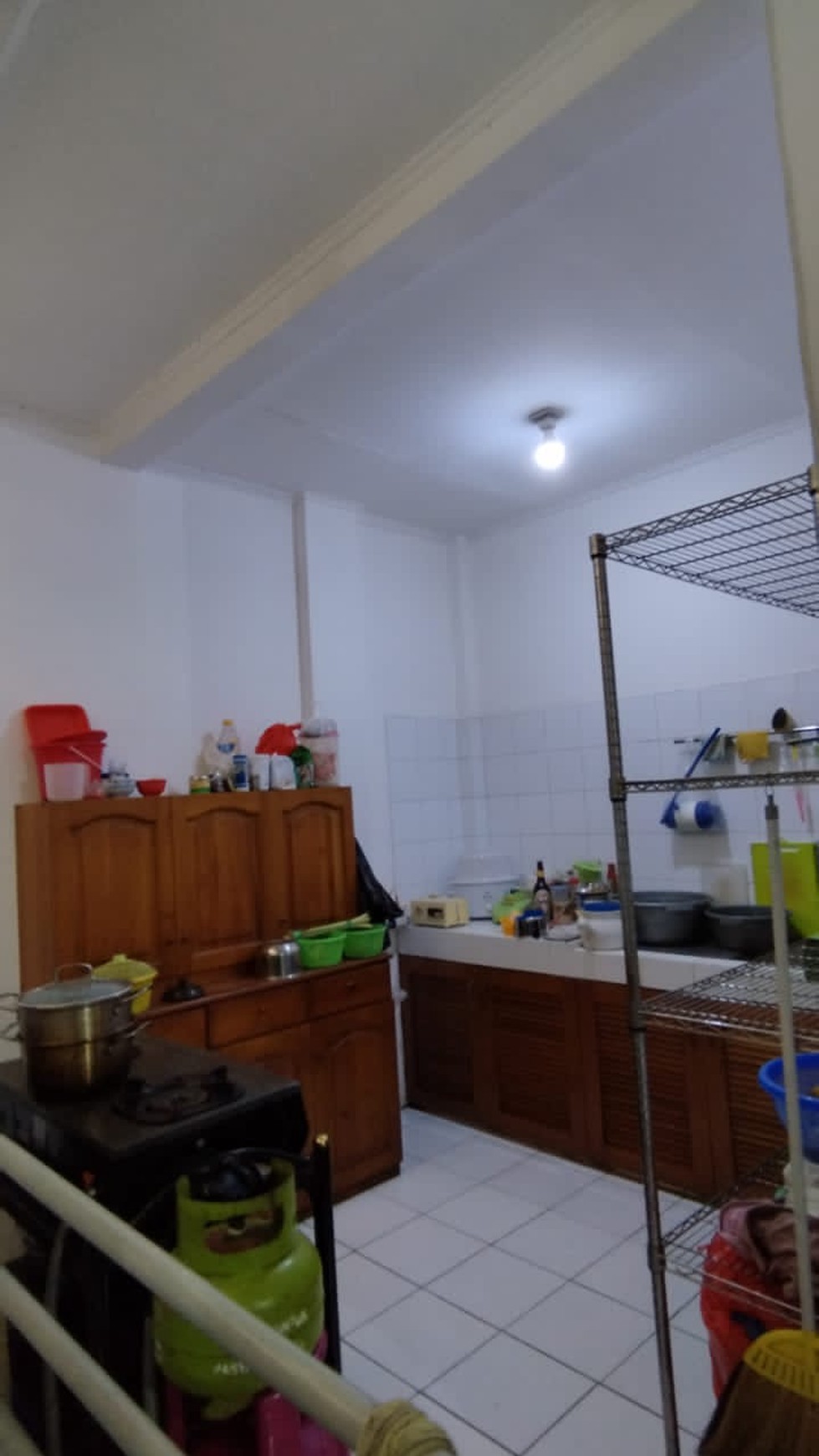 Dijual rumah di jalan Hemat jelambar