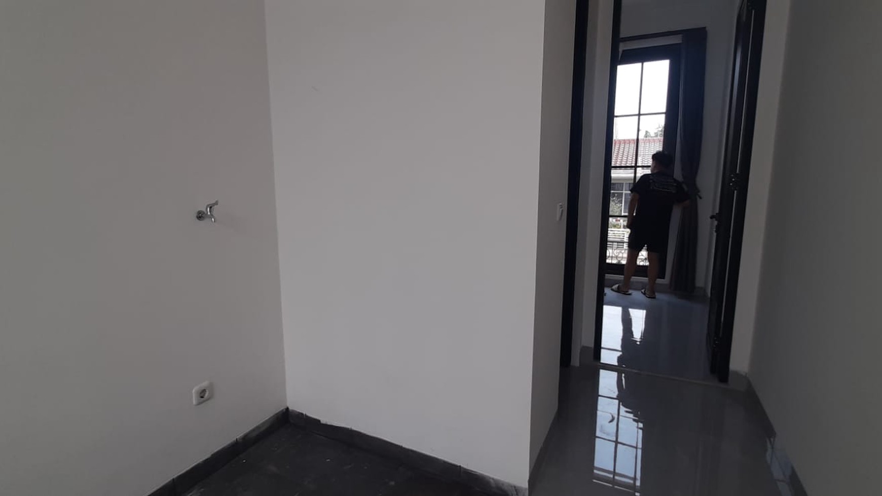 Rumah Hitung Tanah Area Cipete