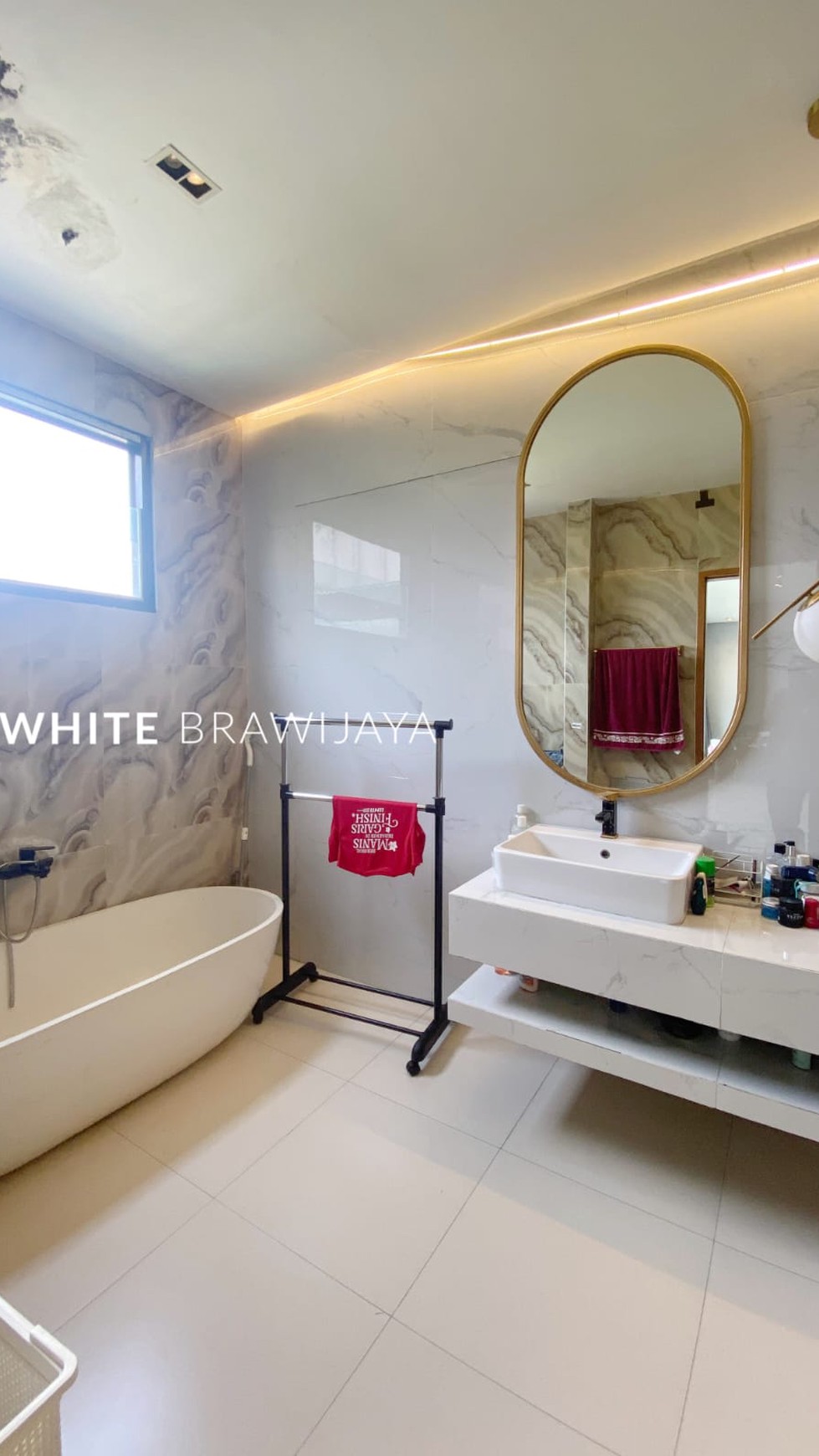 Rumah Hitung Tanah Area Cipete