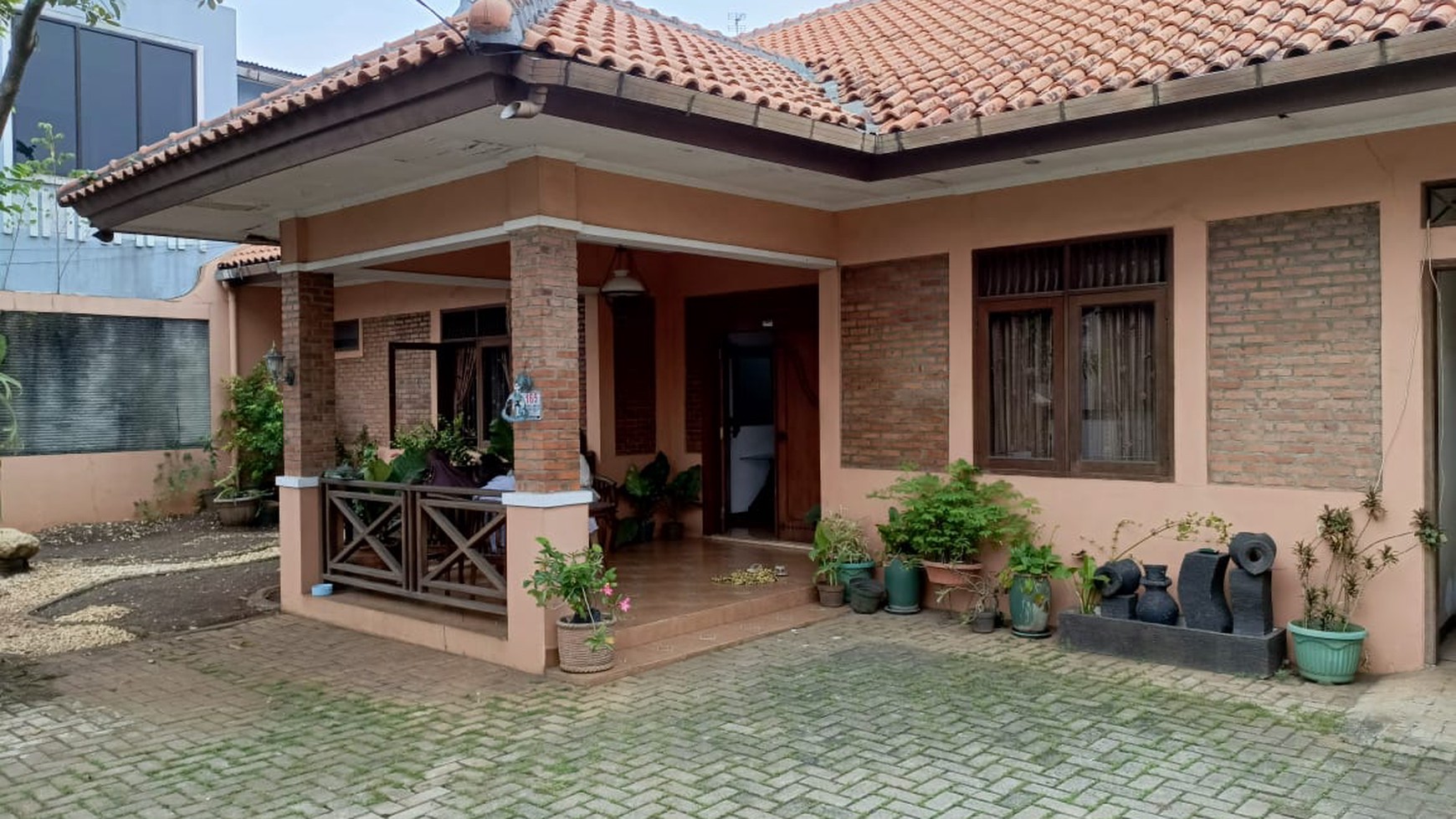 Rumah Hitung Tanah Area Cipete