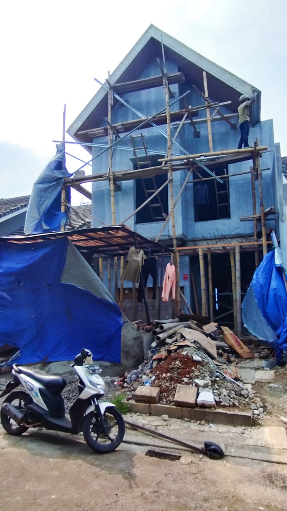 Rumah Hitung Tanah Area Cipete