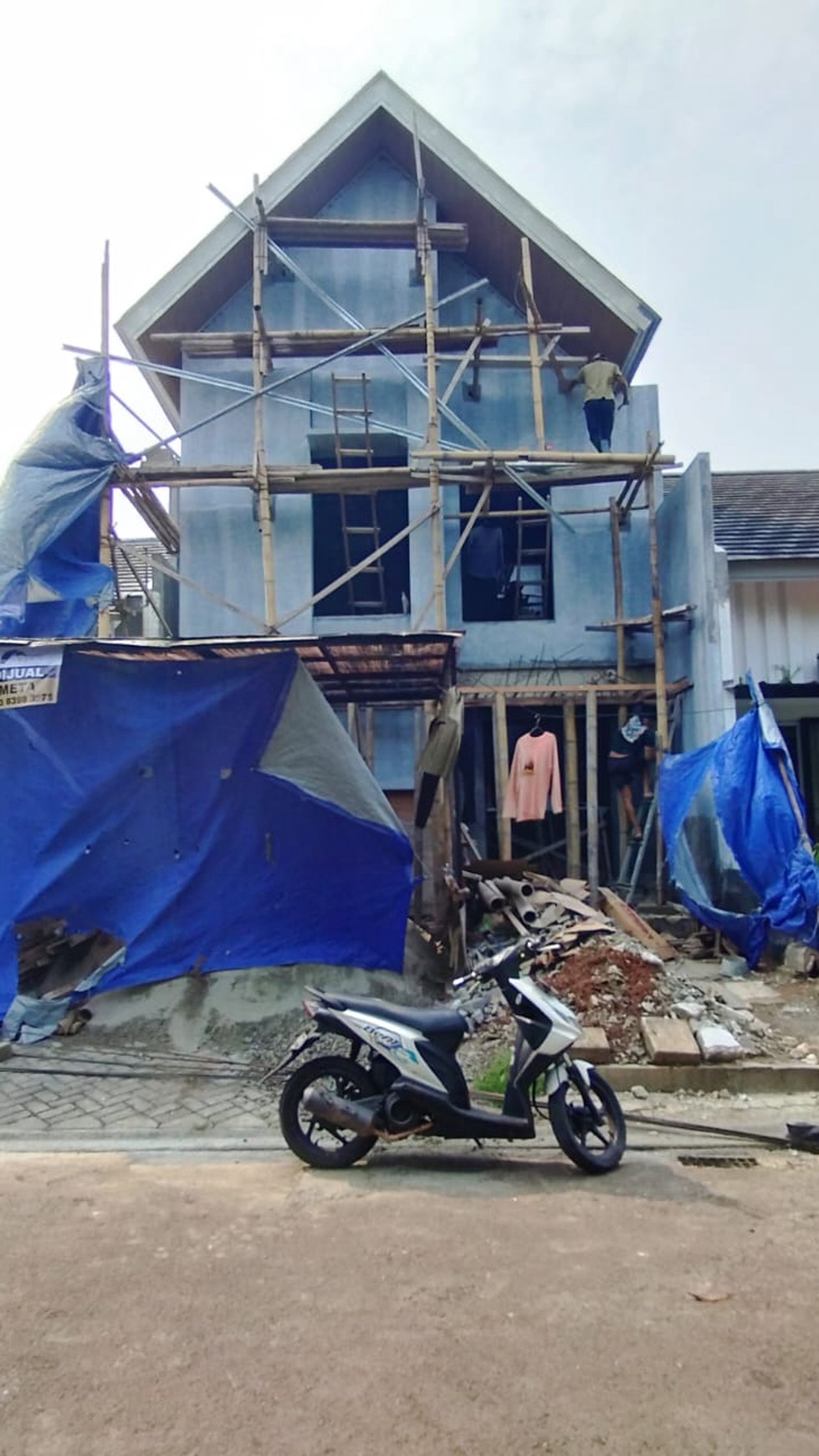 Rumah Hitung Tanah Area Cipete