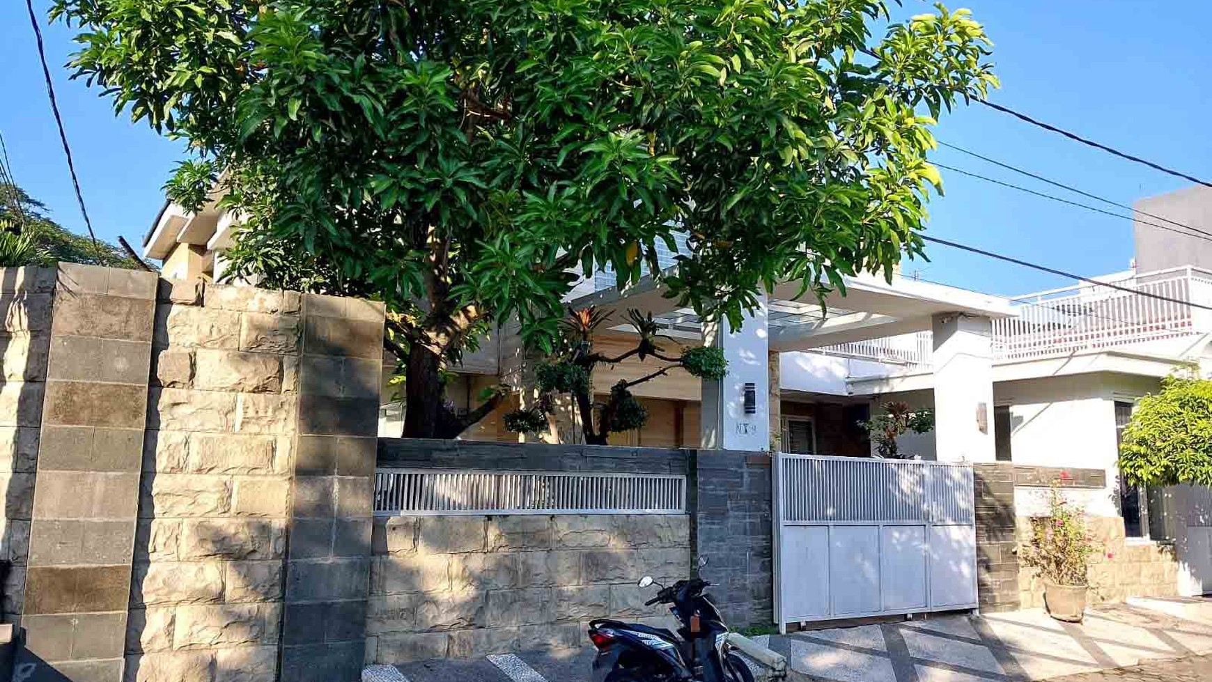 Rumah Hitung Tanah Area Cipete