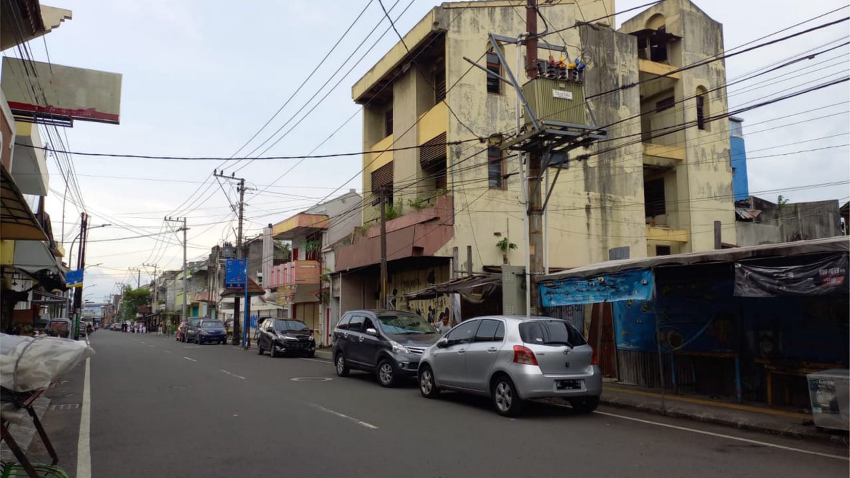 Ruang Usaha Strategis Lokasi Berada Di Kawasan Malioboro Yogyakarta