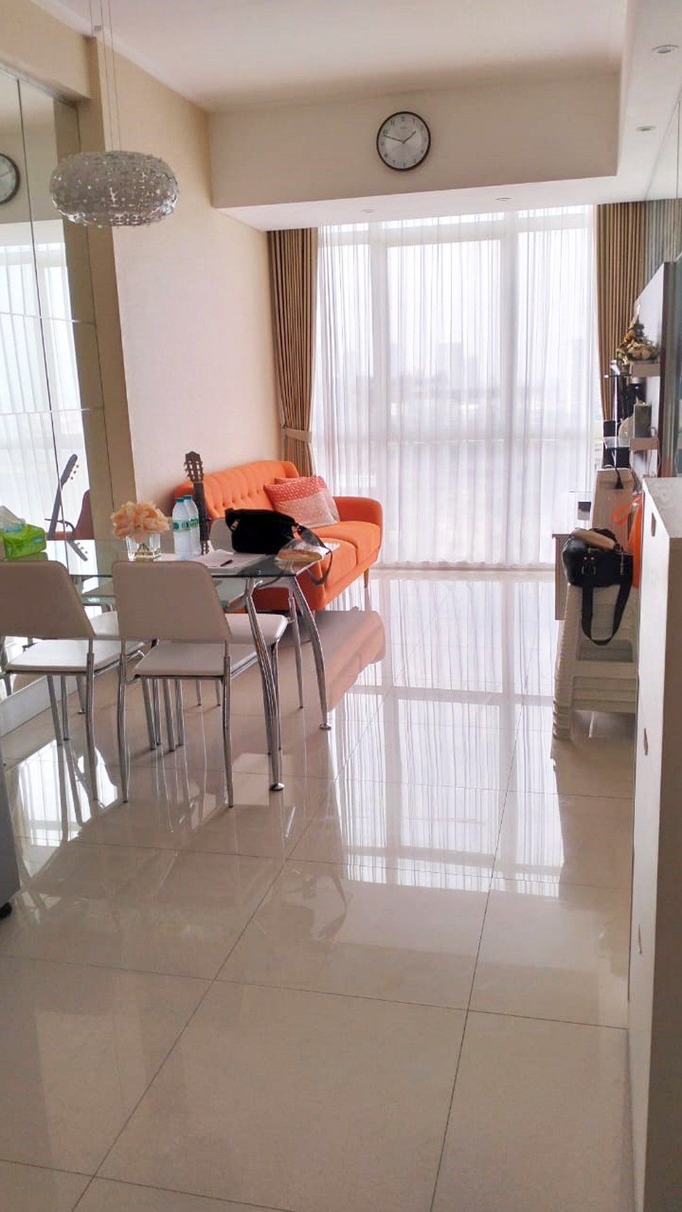 Apartemen di Marvell City The Linden Jl. Ngagel Surabaya, Full Furnished, 2 Bedroom, View City