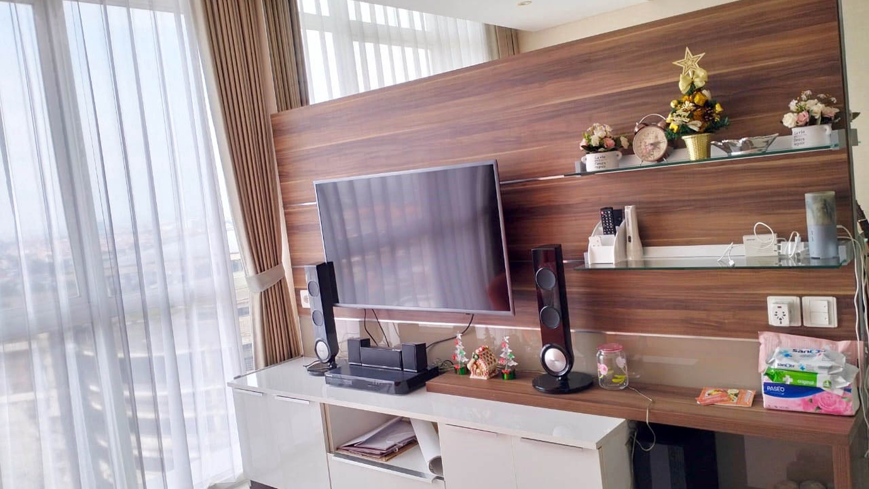 Apartemen di Marvell City The Linden Jl. Ngagel Surabaya, Full Furnished, 2 Bedroom, View City