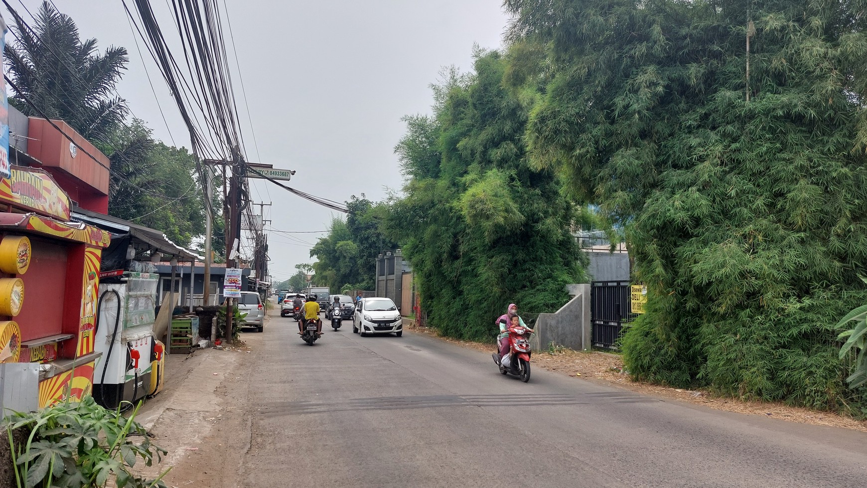 Kavling di pinggir jalan raya Ciangsana  Nagrak