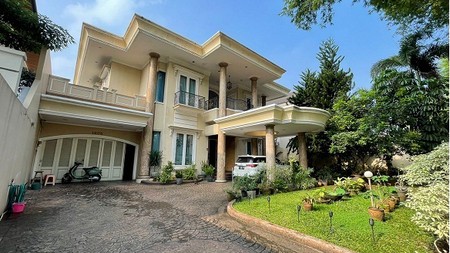 Dijual rumah mewah dan cantik di Boulevard Palem Raya - Lippo Karawaci Tangerang