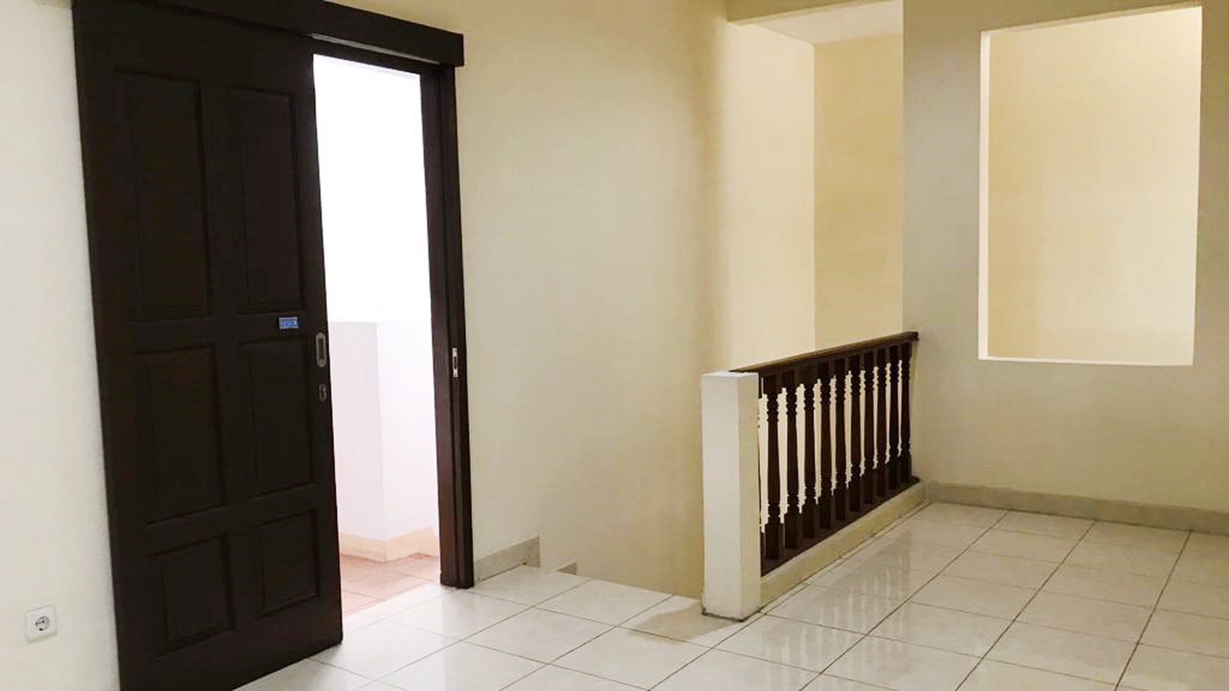 House for Sale  Rumah Bagus Di Parkit Bintaro Jaya Sektor 2 Jakarta Selatan.