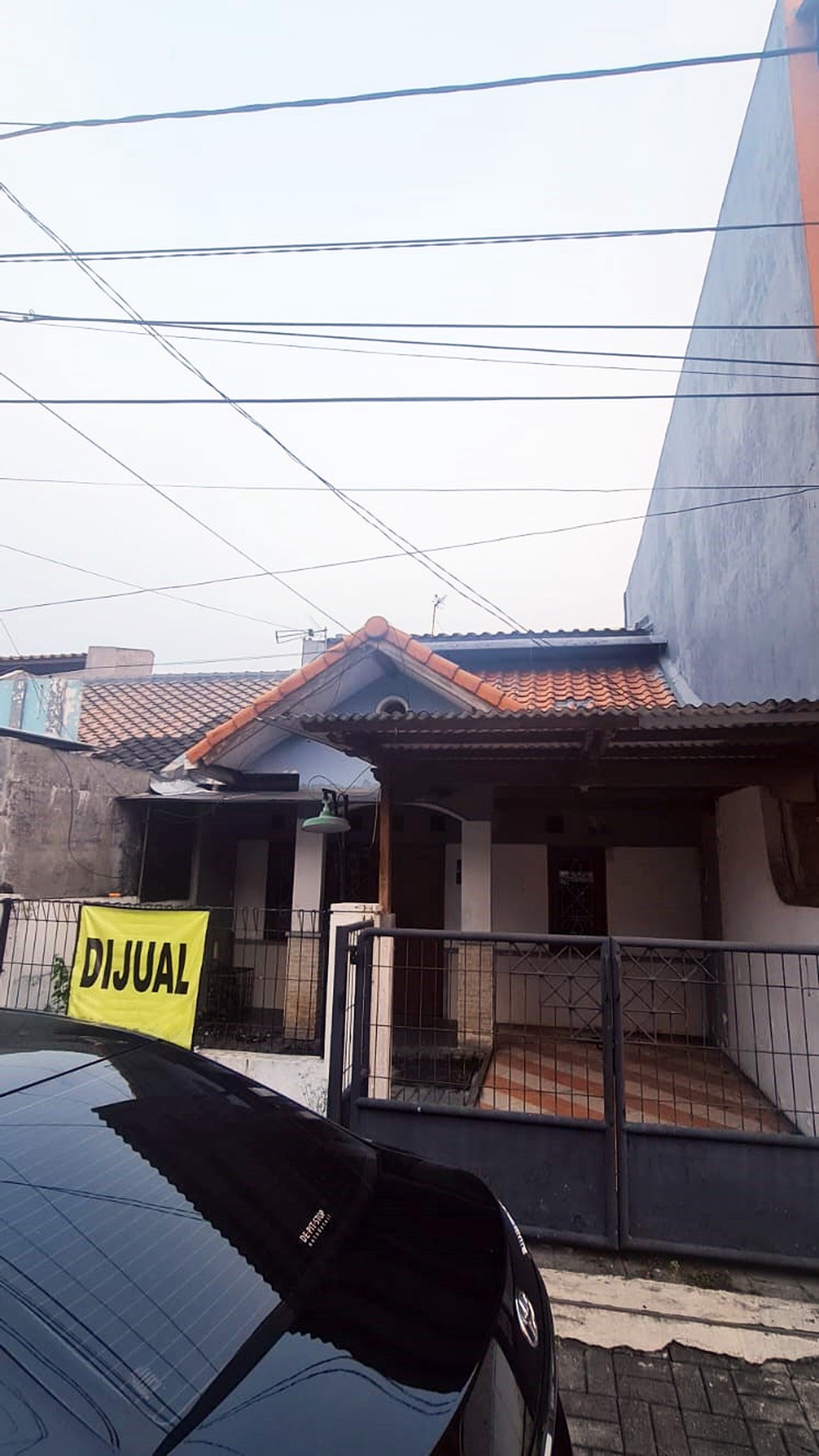 Rumah di Babatan Pratama Surabaya Barat, Bagus + Terawat, 2 Lantai, Hadap Timur