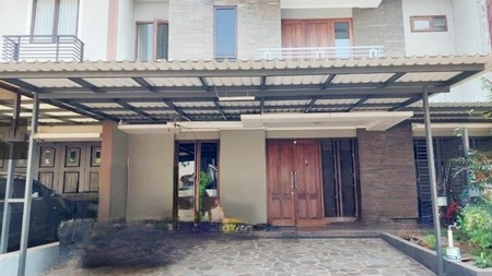 Dijual Rumah Siap Huni 2 lantai di PHG Cluster Sapphire Gading Serpong