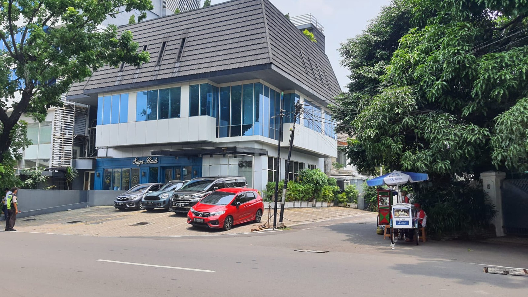 Dijual Gedung Perkantoran di Jl Wolter Mongonsidi - Kebayoran Baru - Jakarta Selatan