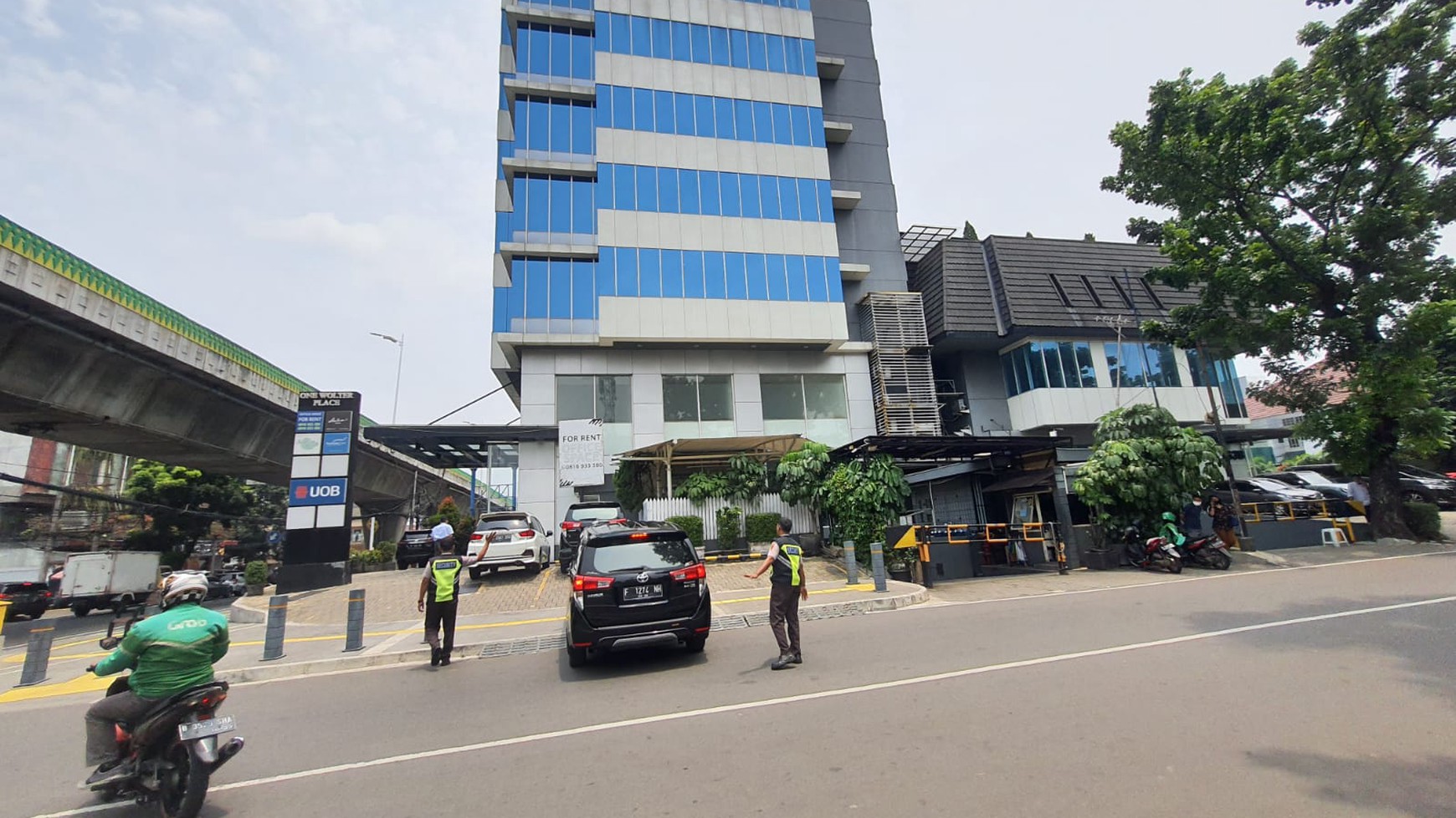 Dijual Gedung Perkantoran di Jl Wolter Mongonsidi - Kebayoran Baru - Jakarta Selatan