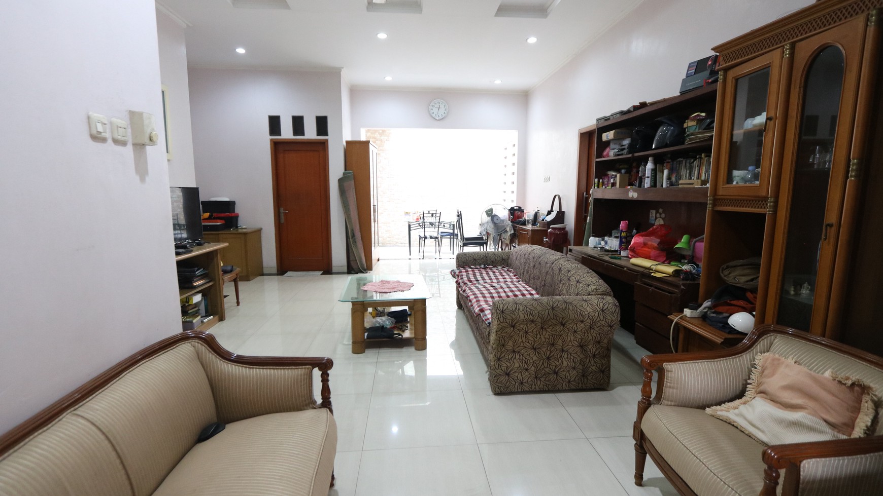 DIJUAL RUMAH NYAMAN & STRATEGIS DEKAT JL. KESEHATAN BINTARO, JAKARTA SELATAN