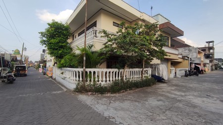 Rumah Tinggal & Kost Lokasi Dekat Kampus di Babarsari Depok Sleman 