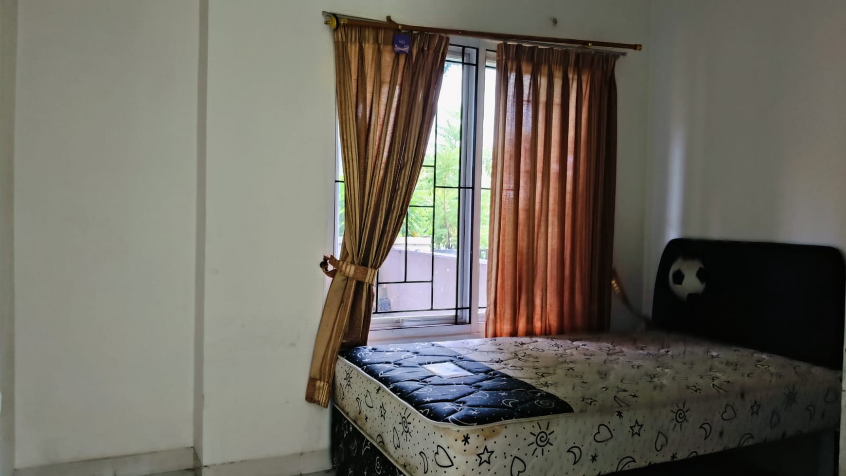 Dijual Cepat ! Rumah 200m .Grand wisata