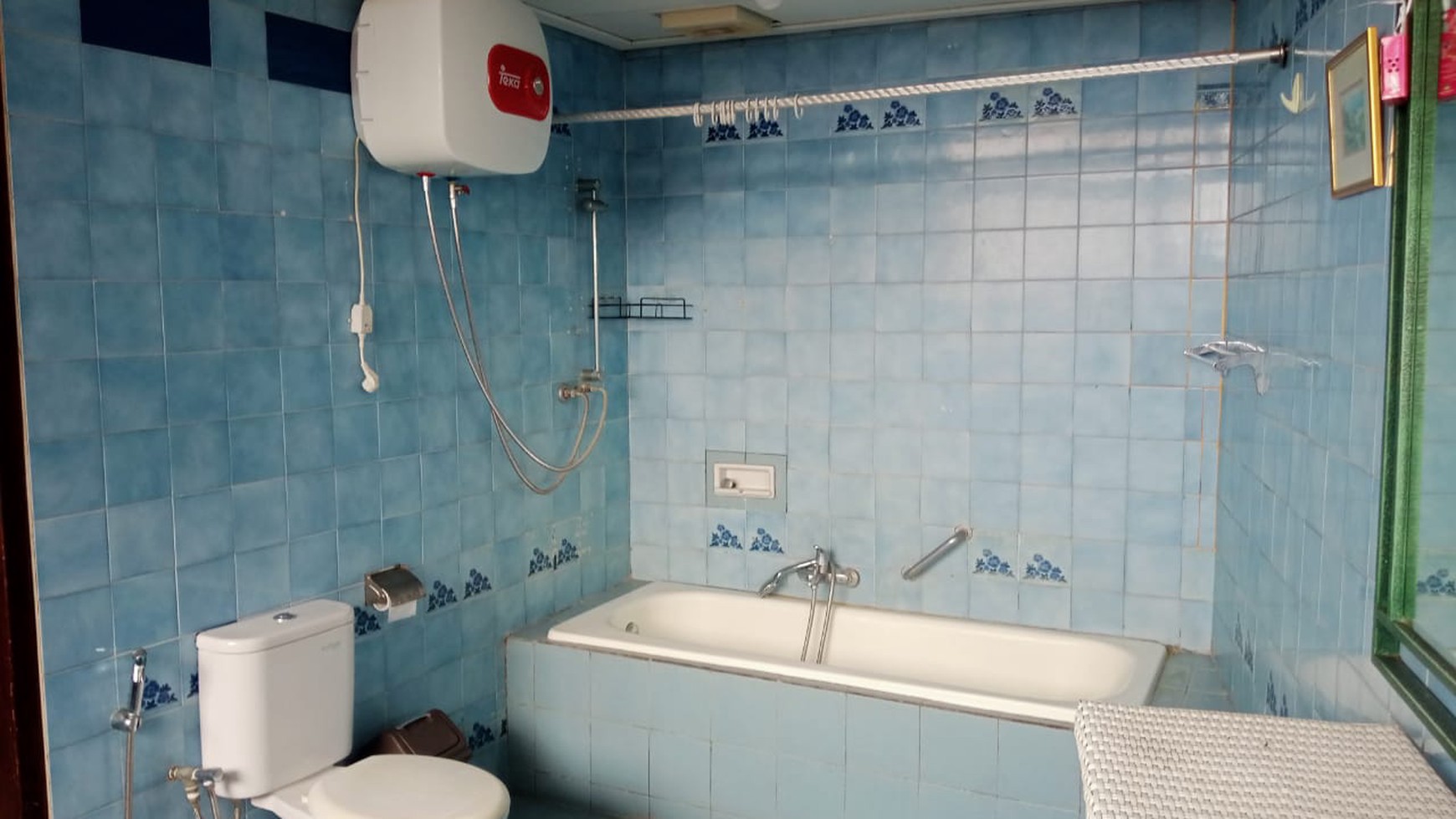 Rumah Hitung Tanah Area Cipete