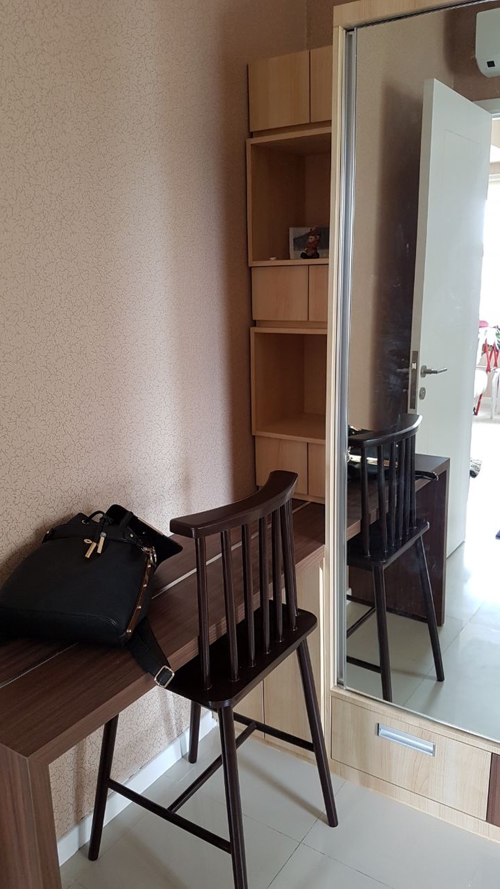 Apartment Parahyangan Residence Lantai 23, 2 BR Siap Huni