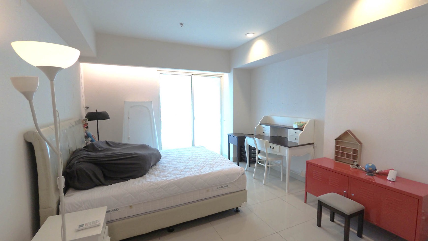 Apartemen Lantai Rendah Sherwood Twr Wellington Kelapa Gading, Luas 161m2