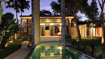 Freehold - Luxury 5 Bedroom Villa in Pantai Nelayan, Canggu