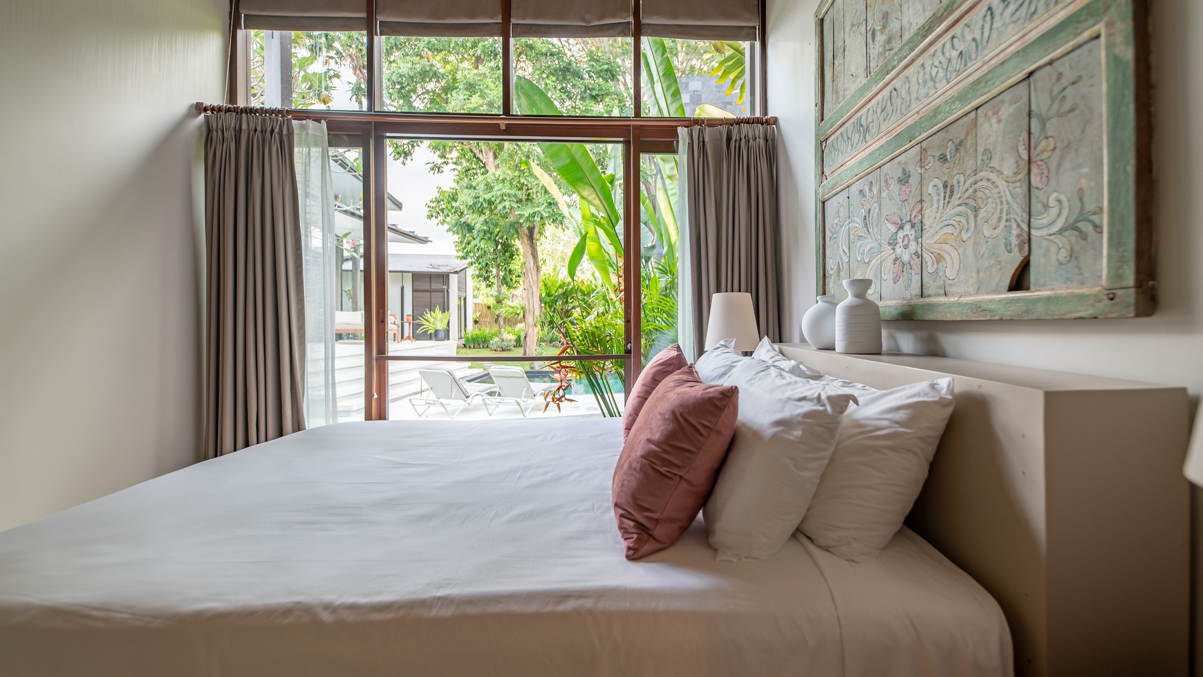 Freehold - Luxury 5 Bedroom Villa in Pantai Nelayan, Canggu