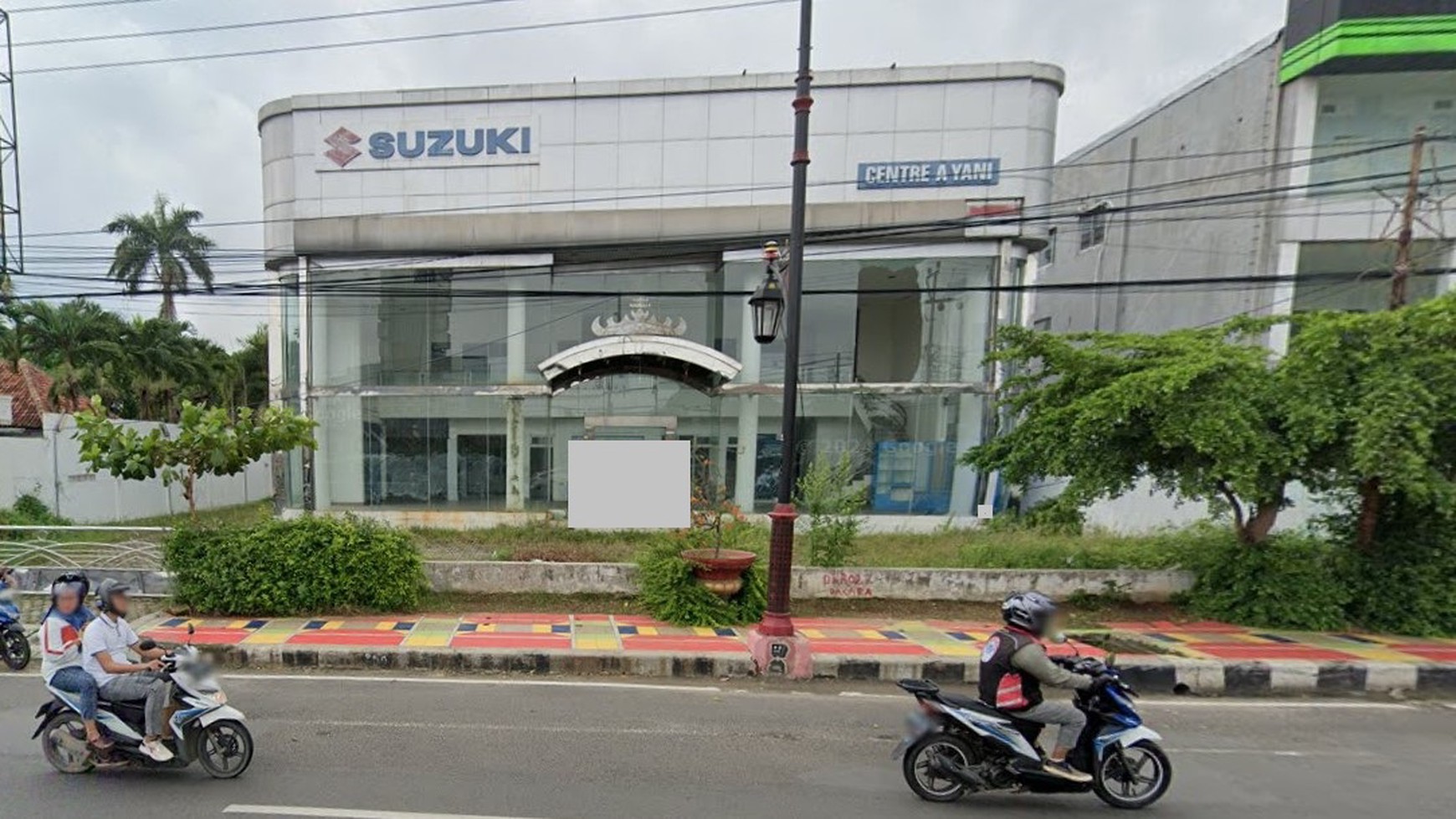 Dijual Showroom siap operasional