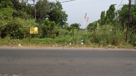 Tanah di pinggir jalan raya ciuncal cipecang cileungsi bisa untuk gudang ataupun workshop dan masuk kontener 40 fit