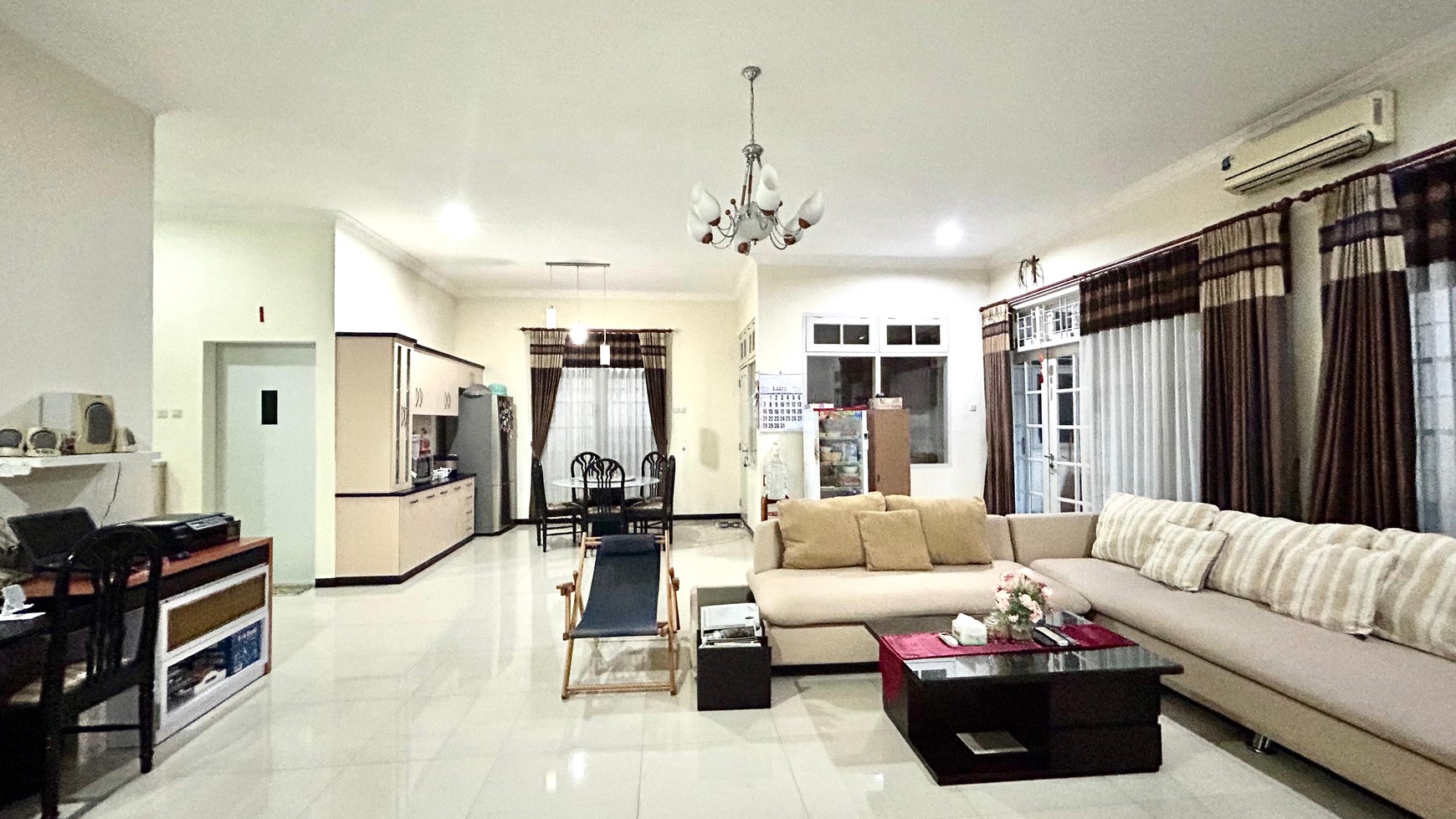 2. Rumah Dijual Darmo Harapan Executive 2