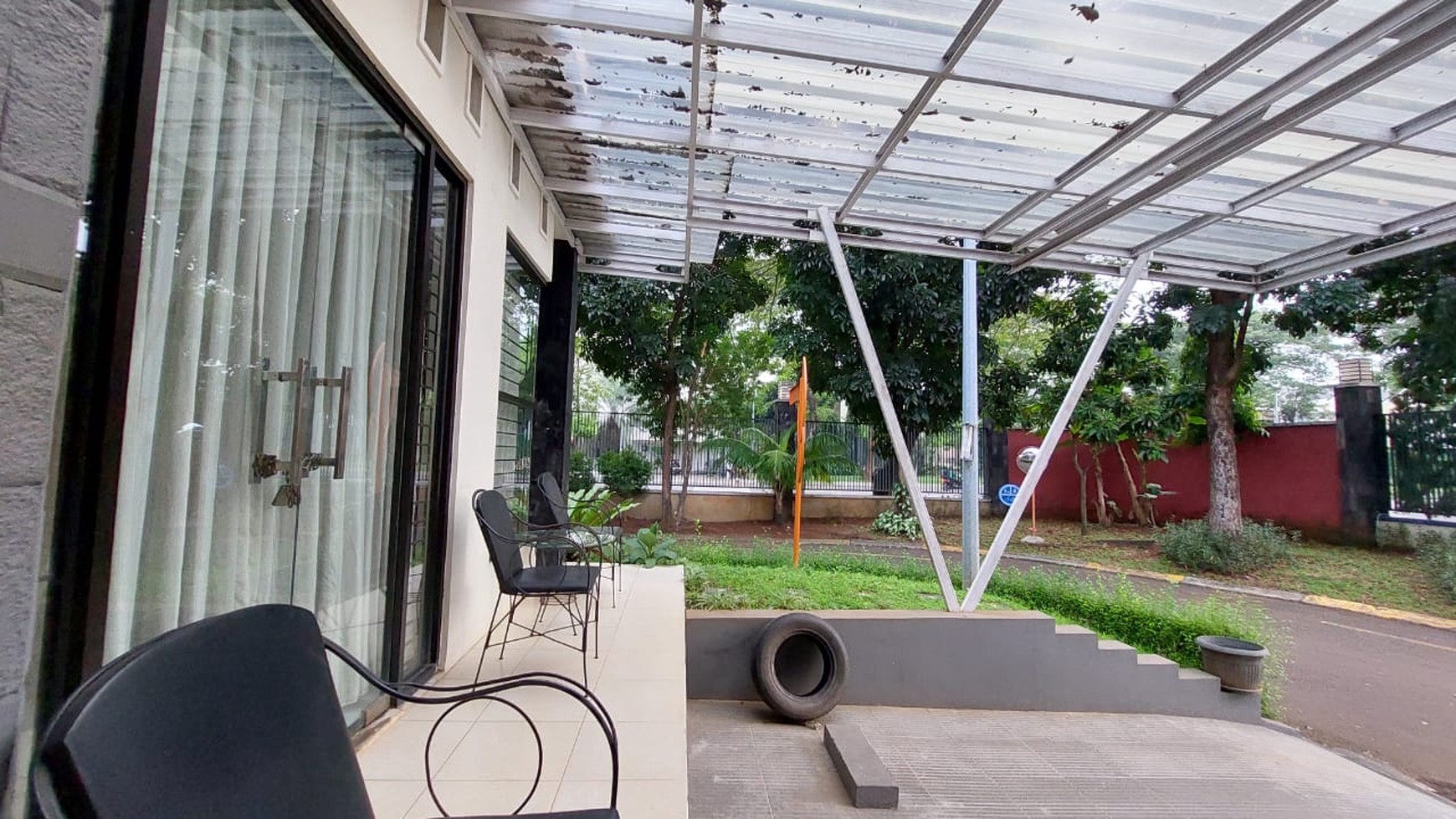 Rumah Hitung Tanah Area Cipete