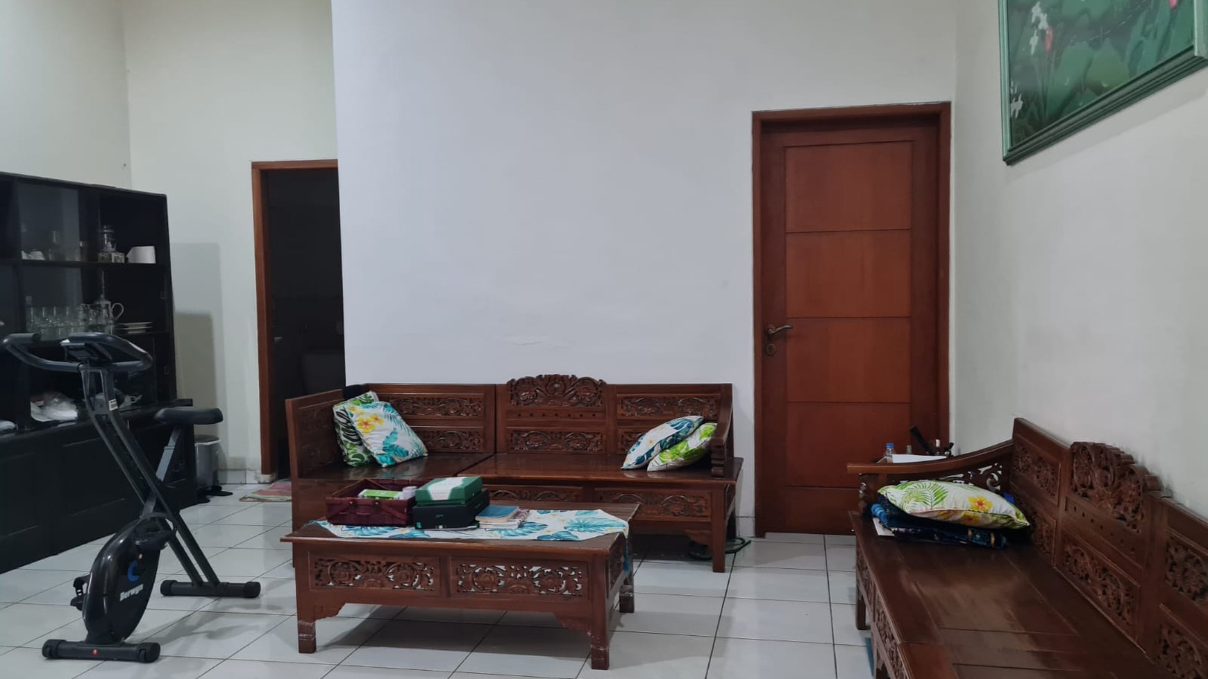 Rumah dengan Bangunan Kokoh dan Strategis @Jatipadang, Pasar Minggu