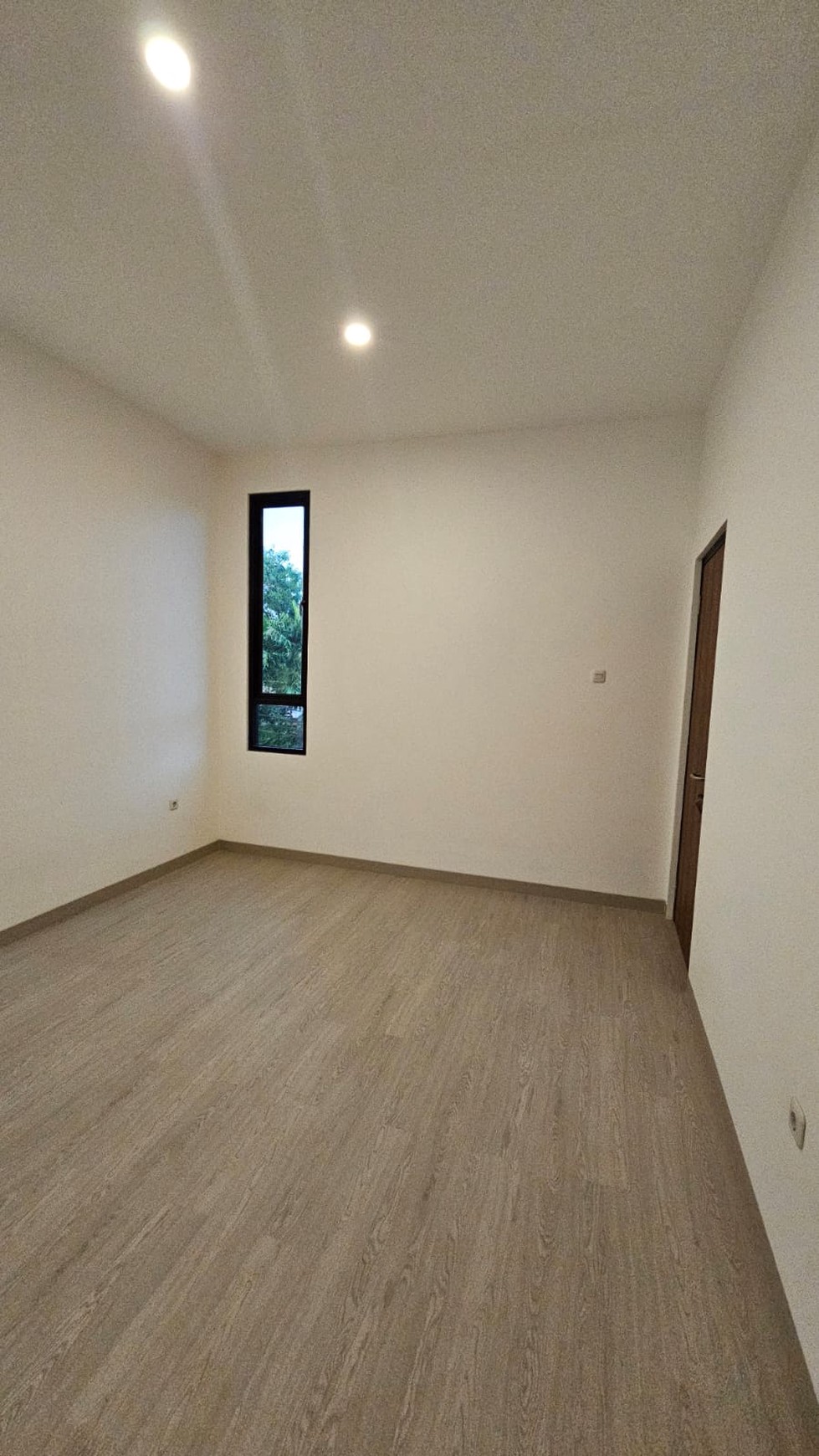 Rumah Bagus, Brand New, Minimalis di Graha Bintaro