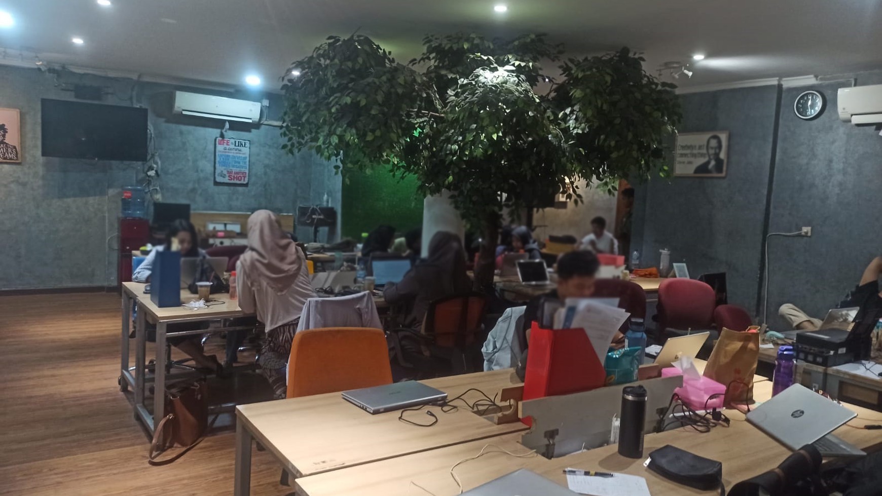 Ruang Usaha dapat difungsikan menjadi Kantor dan Strategis @Tebet