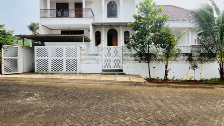 Dijual Rumah Raffles Hills Cibubur