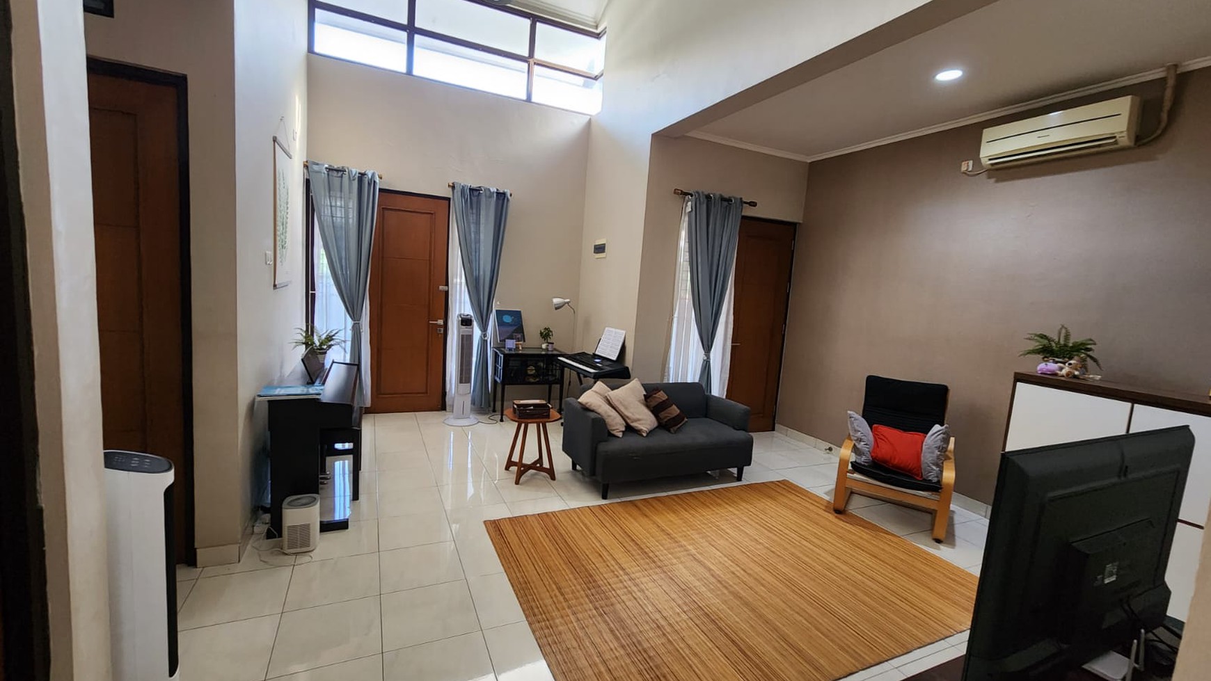 Rumah Hitung Tanah Area Cipete