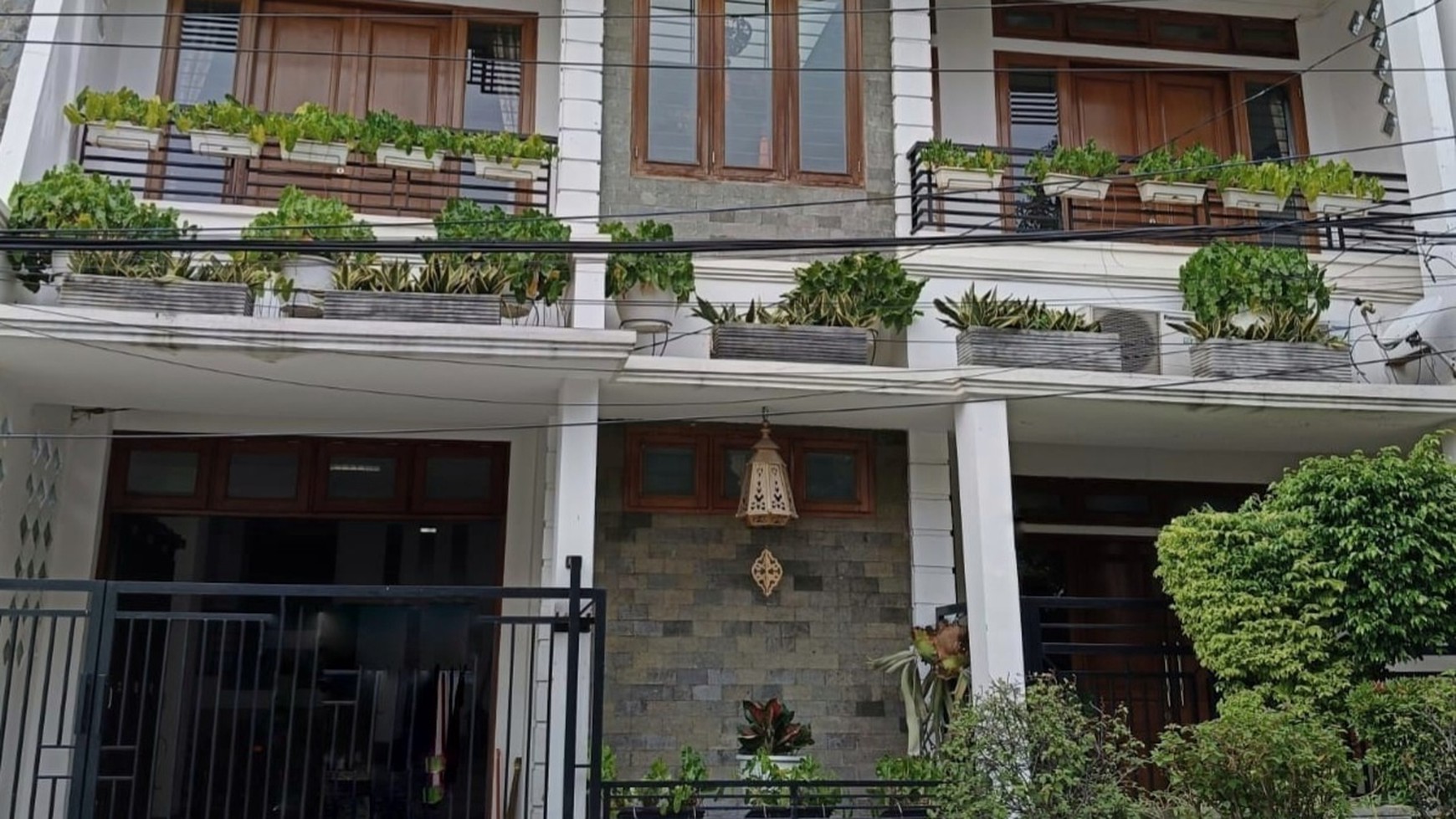 Rumah Hitung Tanah Area Cipete