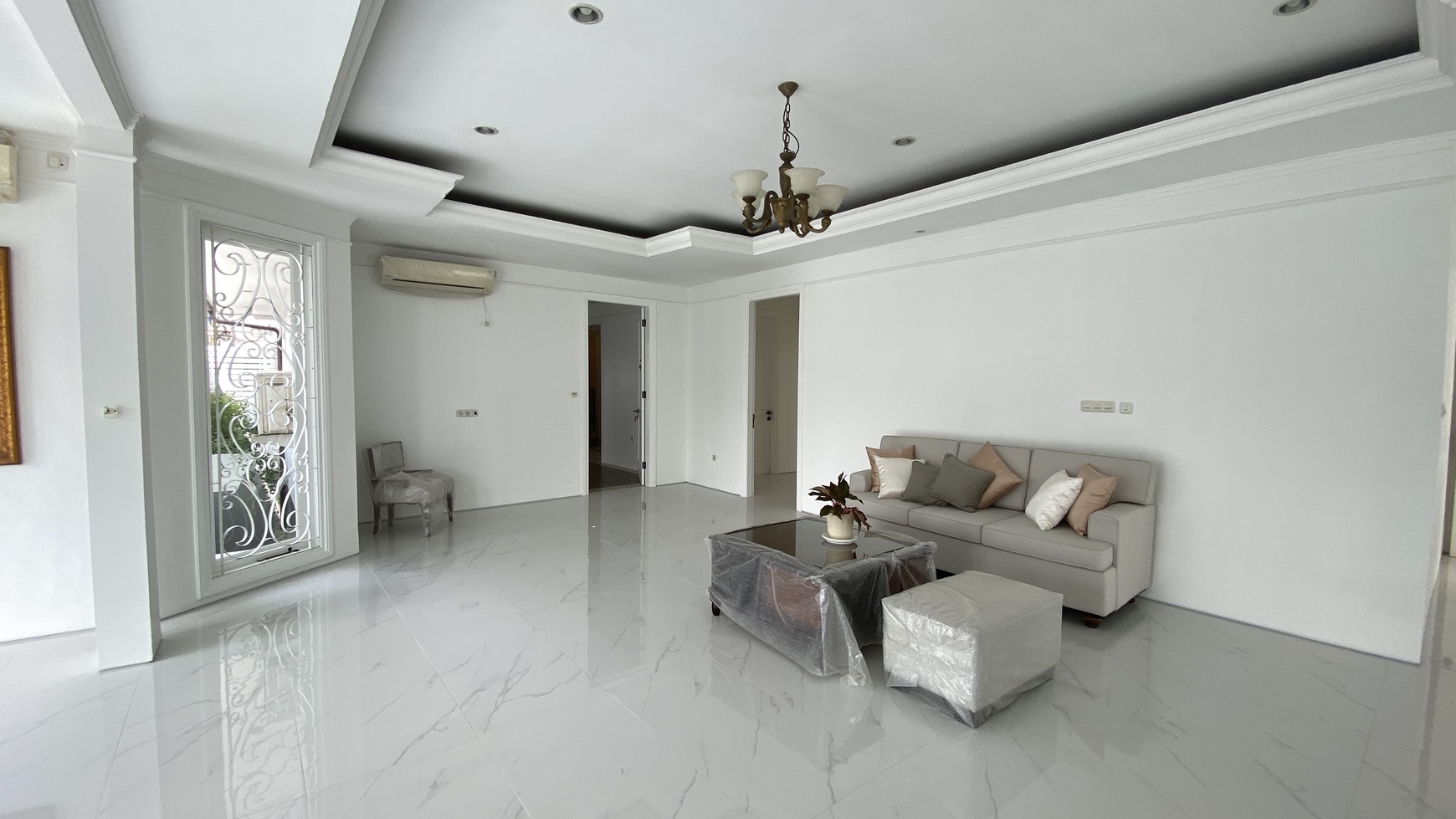 Rumah Hitung Tanah Area Cipete