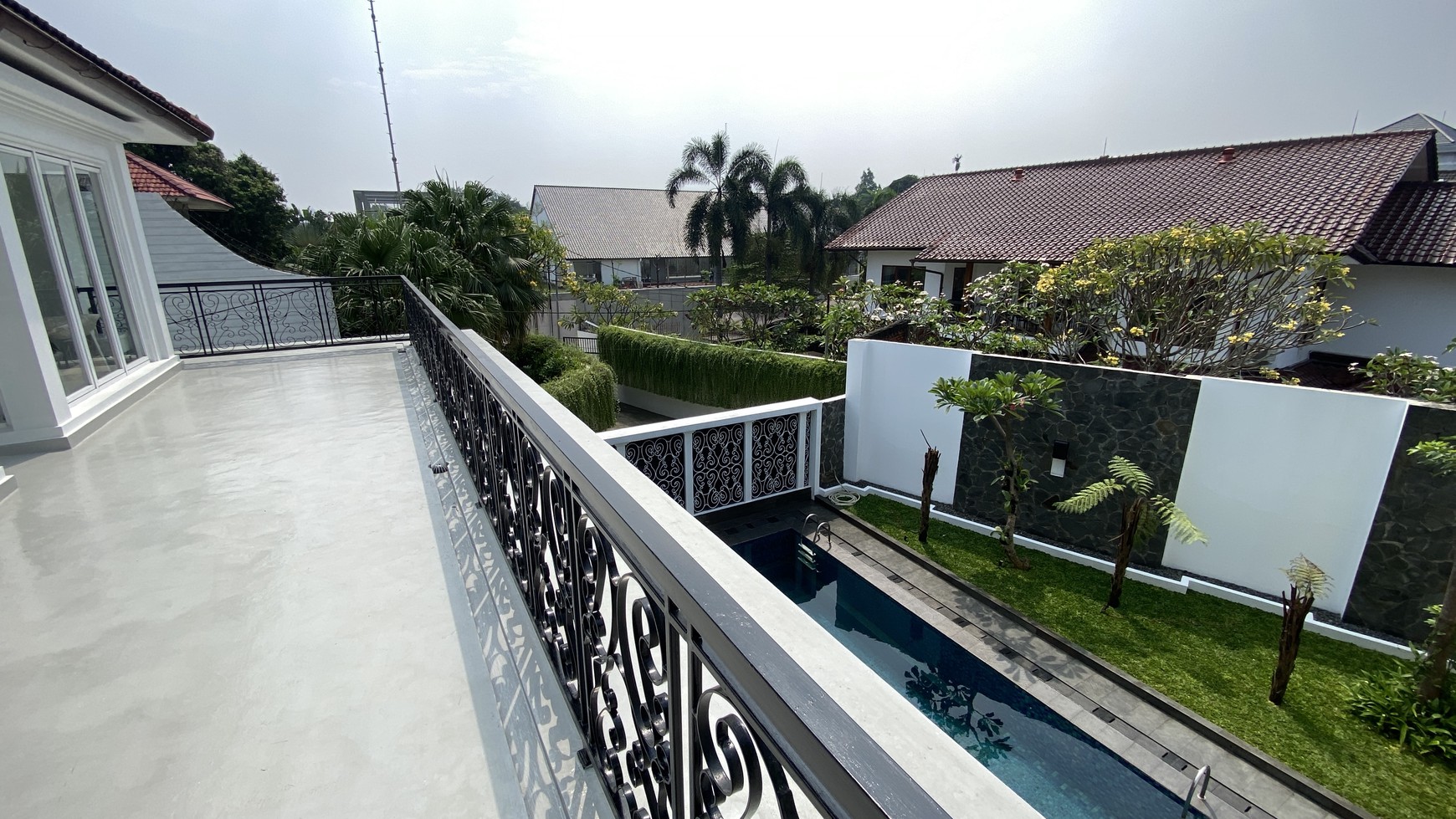 Rumah Hitung Tanah Area Cipete